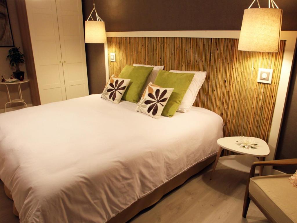 Aux 5 Sens Bed & Breakfast Tille Room photo